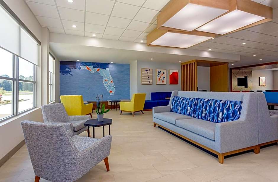 Holiday Inn Express And Suites Macclenny By IHG