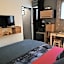 Hostal 170 Room 15 Service Appartement