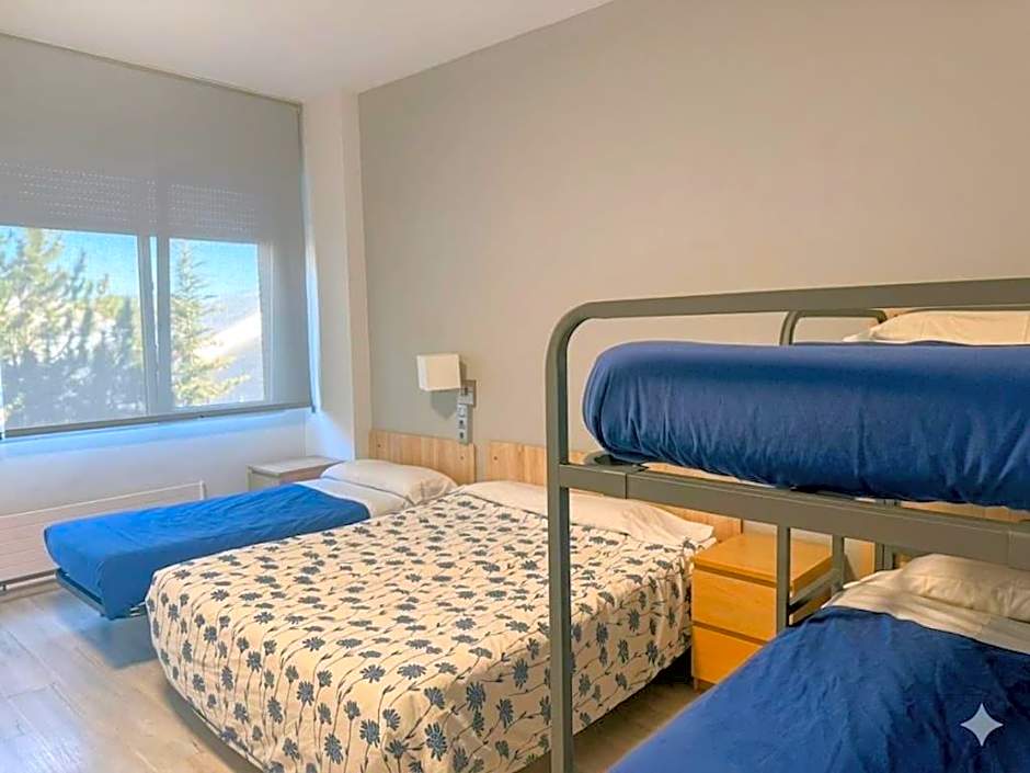 Residencia Albergue Jaca