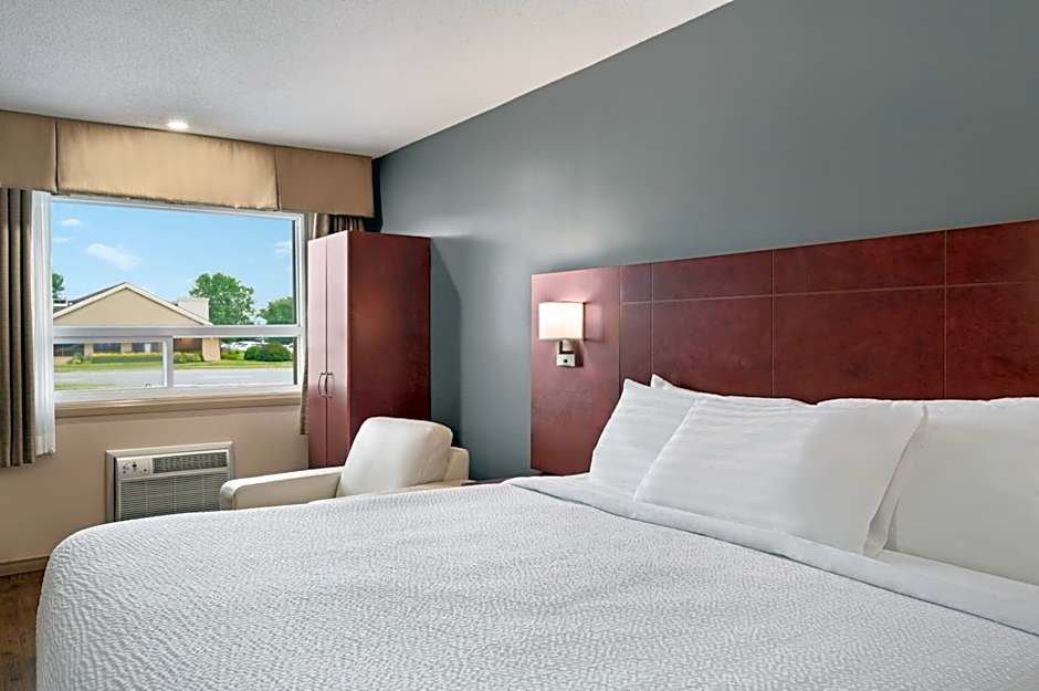 Days Inn by Wyndham Fredericton