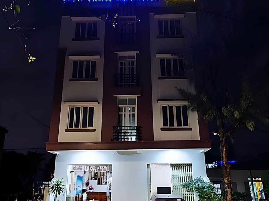 View Nhat Le Beach Hotel