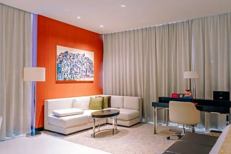 Executive Suite - Enjoy 15% OFF on Food & Beverage