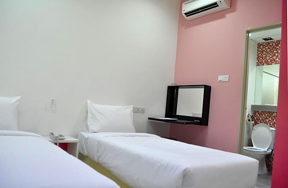 Photo 1 of 5 of Deluxe 2 Beds