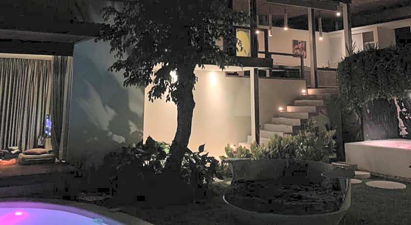 Kiss Bali Villas Seminyak