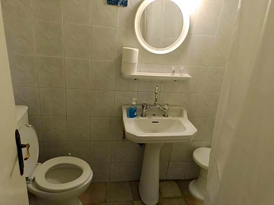 Miranta Hotel - Apartments & Studios