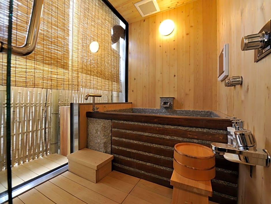 Ryoan Kazuki with Luxury Kyoto Collections KADEN