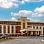 Comfort Suites Outlet Center