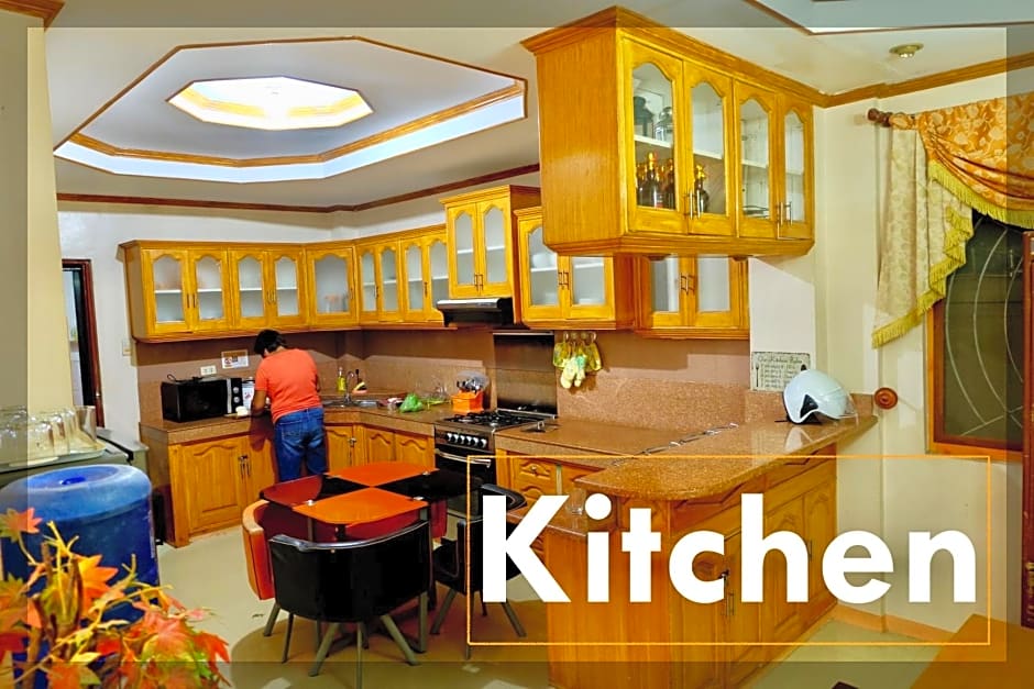 The Orange House - Vigan Villa