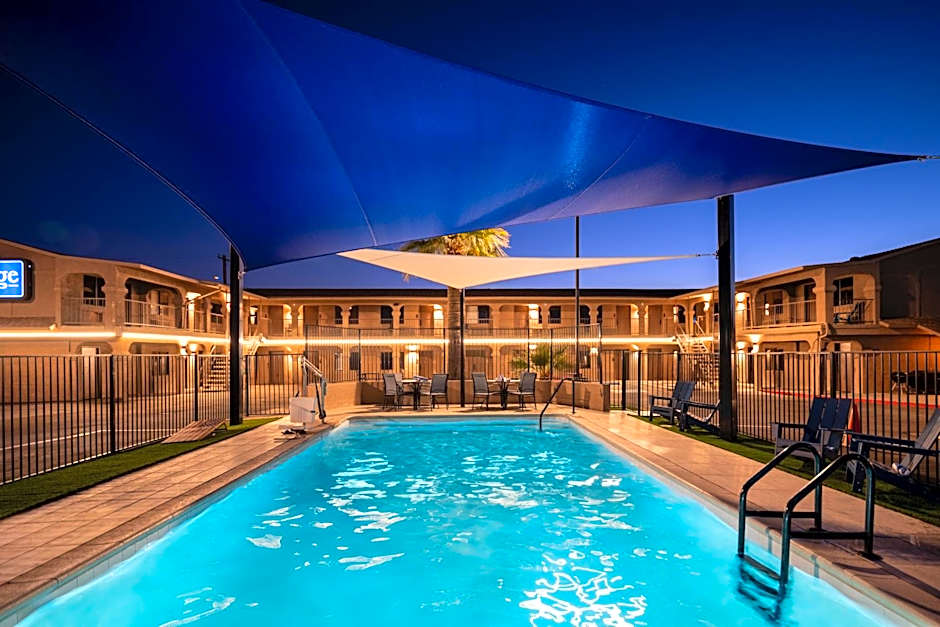 Travelodge by Wyndham Parker