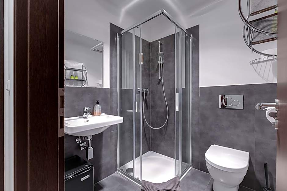 VV hotel & apartments