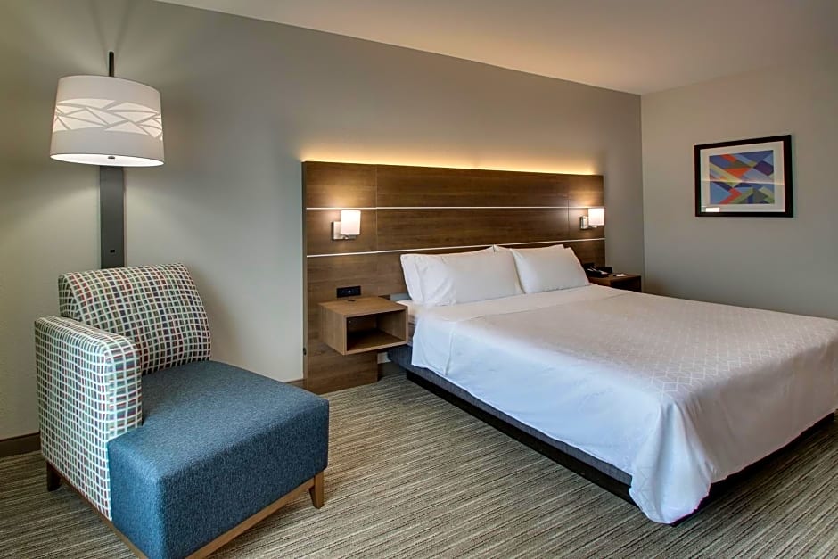 Holiday Inn Express Hotel & Suites Waukegan/Gurnee