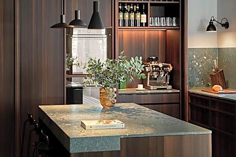 Two-Bedroom Deluxe Apartment