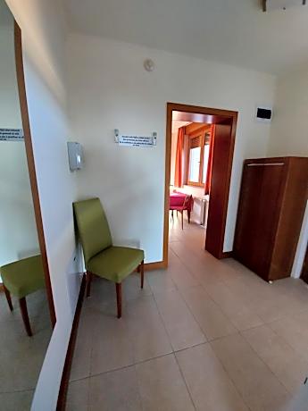 Deluxe Apartment (2nd Floor)