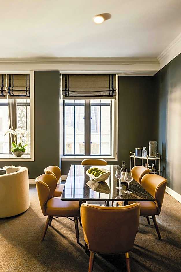 The National, Autograph Collection