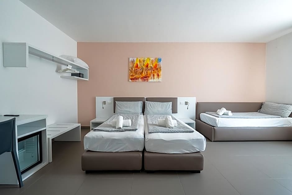 Hotel Aurora & Appartamenti