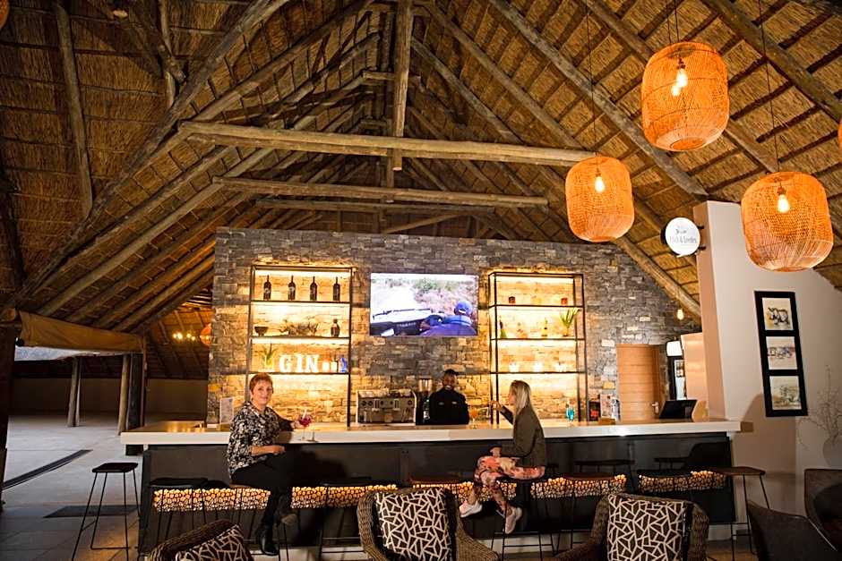 Mongena Private Game Lodge