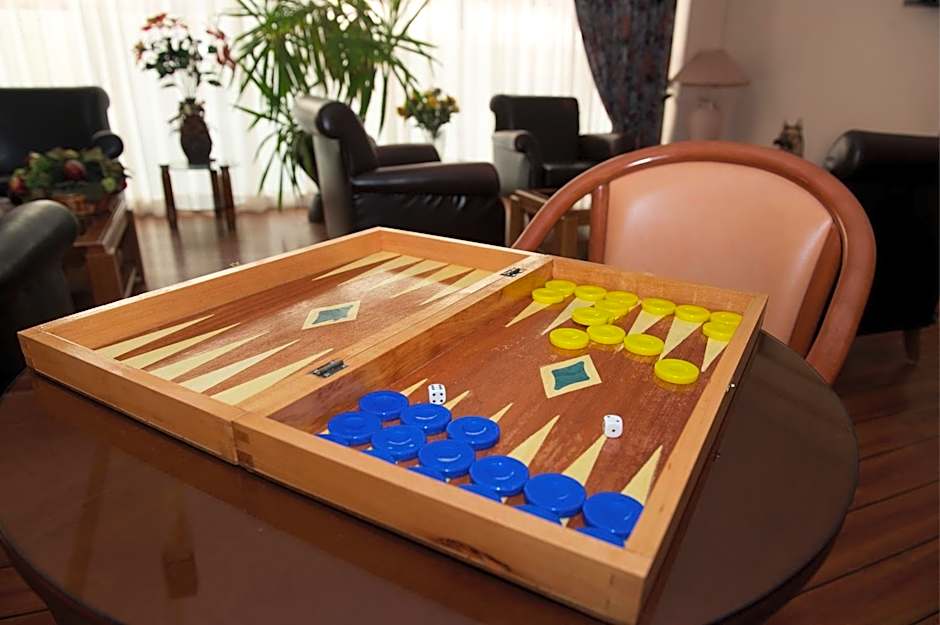 Anemoni Piraeus Hotel