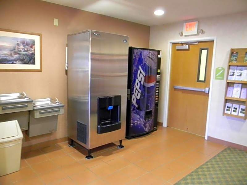 Microtel Inn & Suites By Wyndham Wellsville