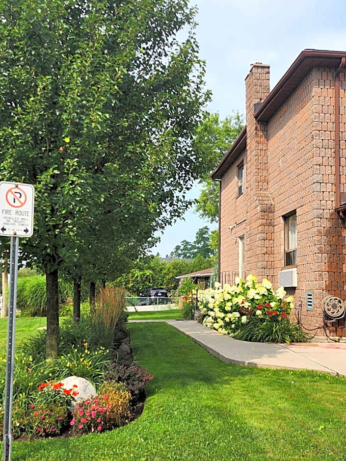 Canadas Best Value Inn Richmond Hill Toronto N