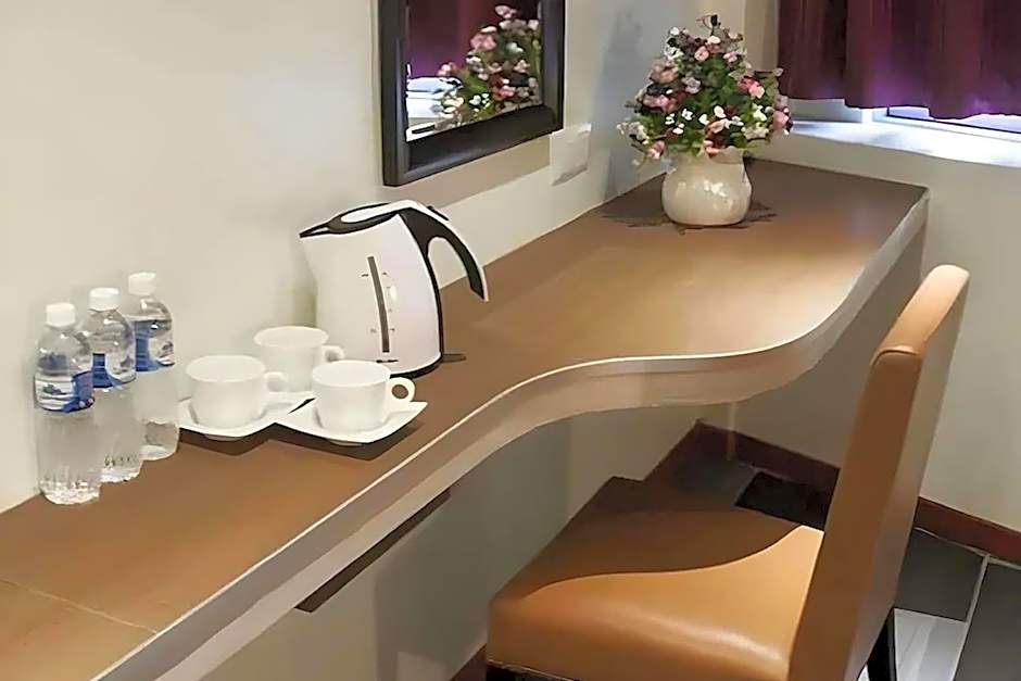 Midtown Villa Hotel