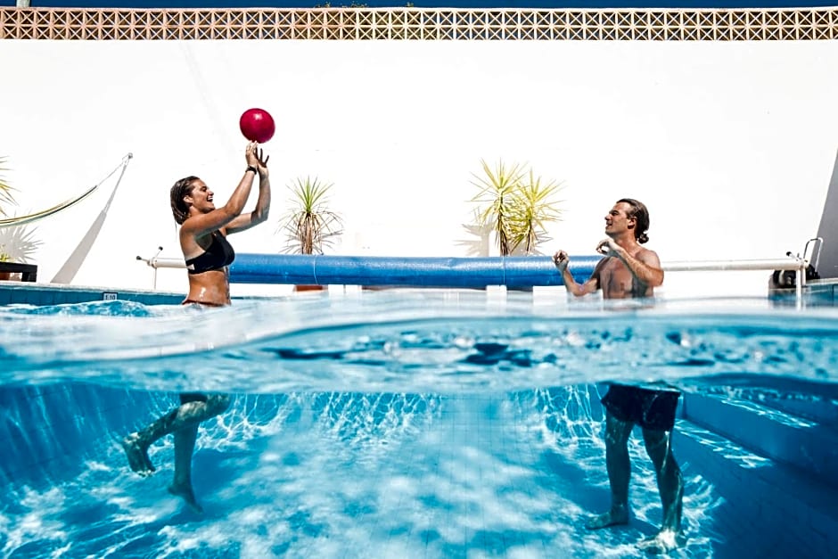 Bura Surfhouse