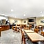 Country Inn & Suites by Radisson, Des Moines West, IA