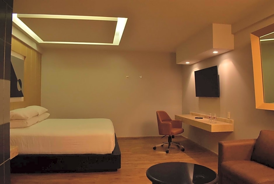 Ramada by Wyndham Mexico City Santa Fe