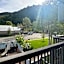 Shadow Mountain Lodge