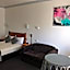 New England Motor Inn