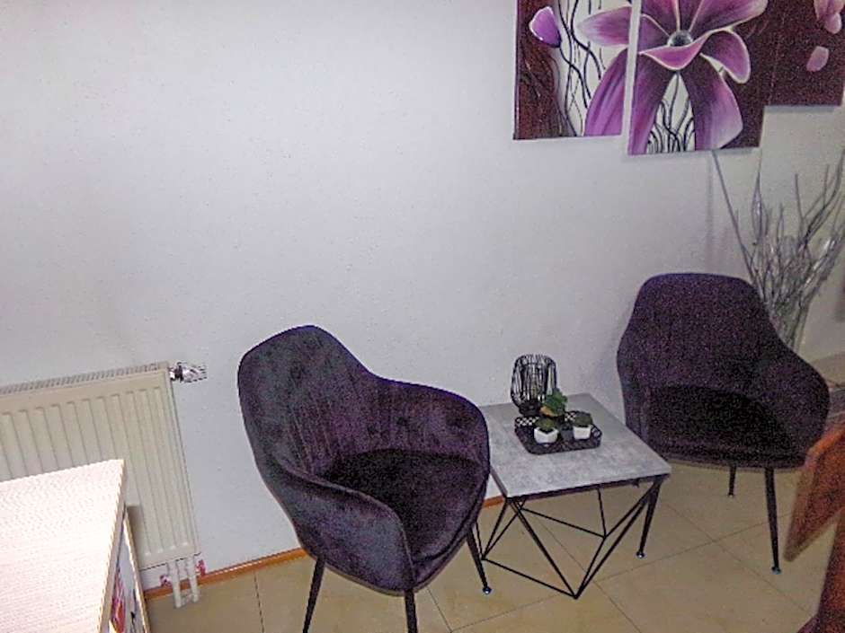 Motelik White House - pokoje gościnne