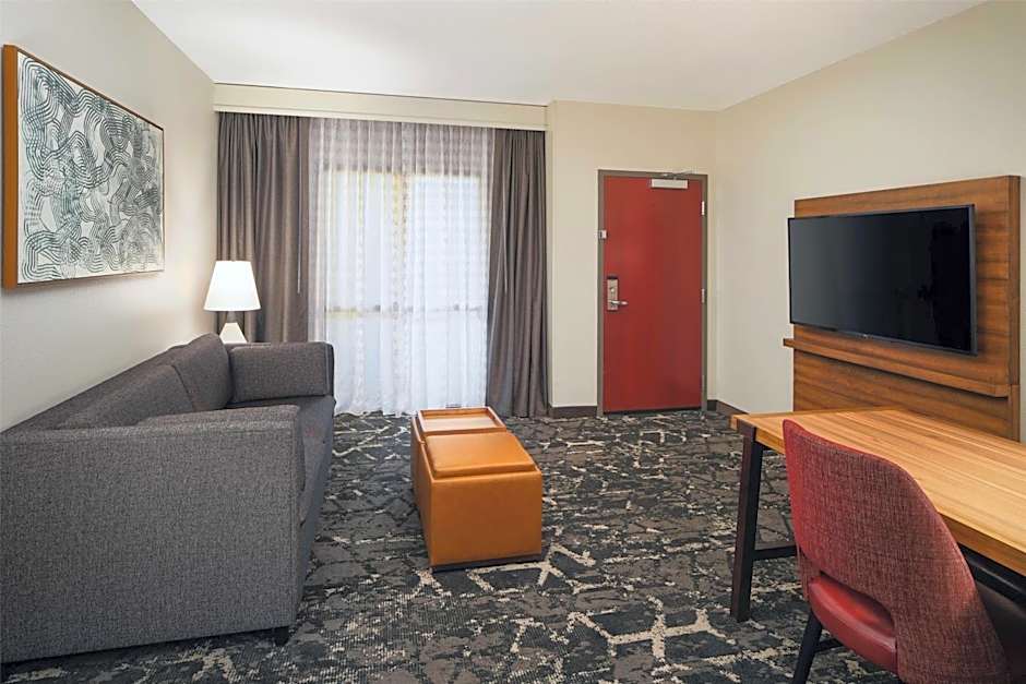Embassy Suites by Hilton Hampton Convention Center