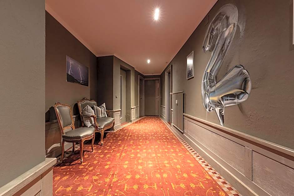 Hotel Central, SPA & LOUNGE BAR