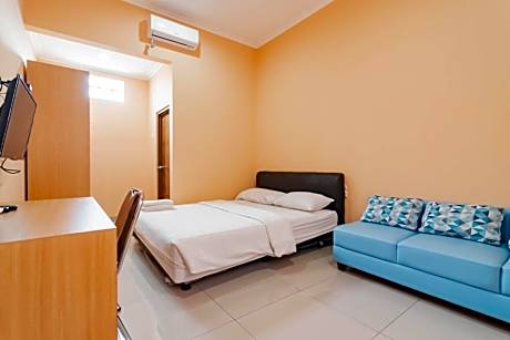 Shofy Guest House Mitra RedDoorz