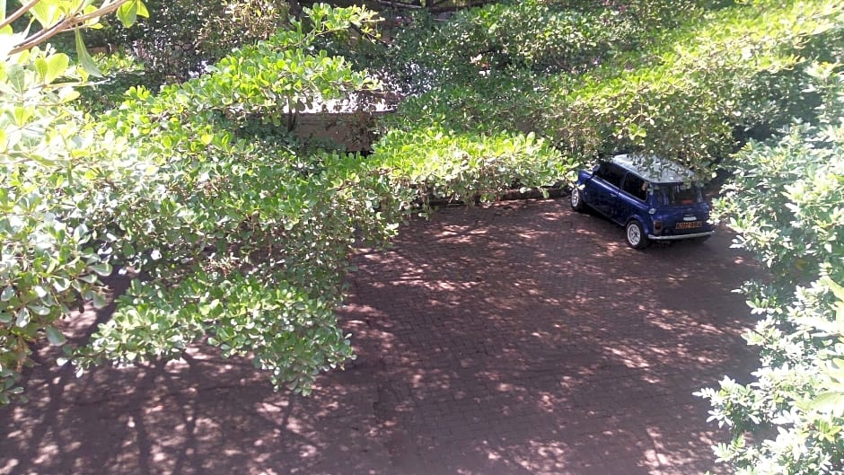 Bermuda Garden Hotel