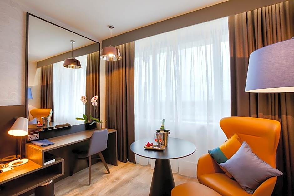 Clayton Hotel Dublin Airport Central