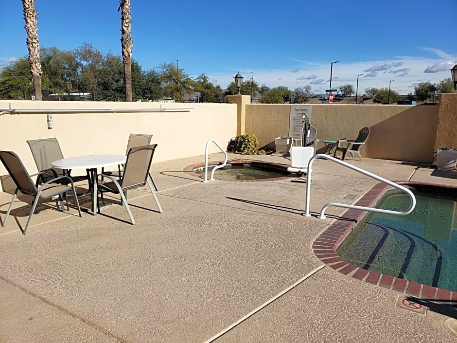 Holiday Inn Express & Suites Tucson North  Marana By IHG