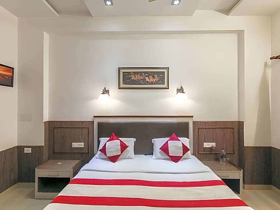 HOTEL SIDHARTHA (600 meters from Taj Mahal)