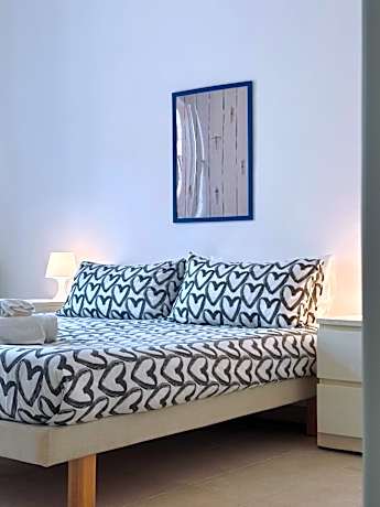 One-Bedroom Apartment with Sea View - Split Level