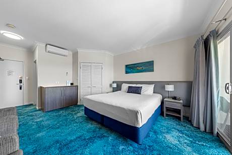 Double Room with Harbor View (Adults only)
