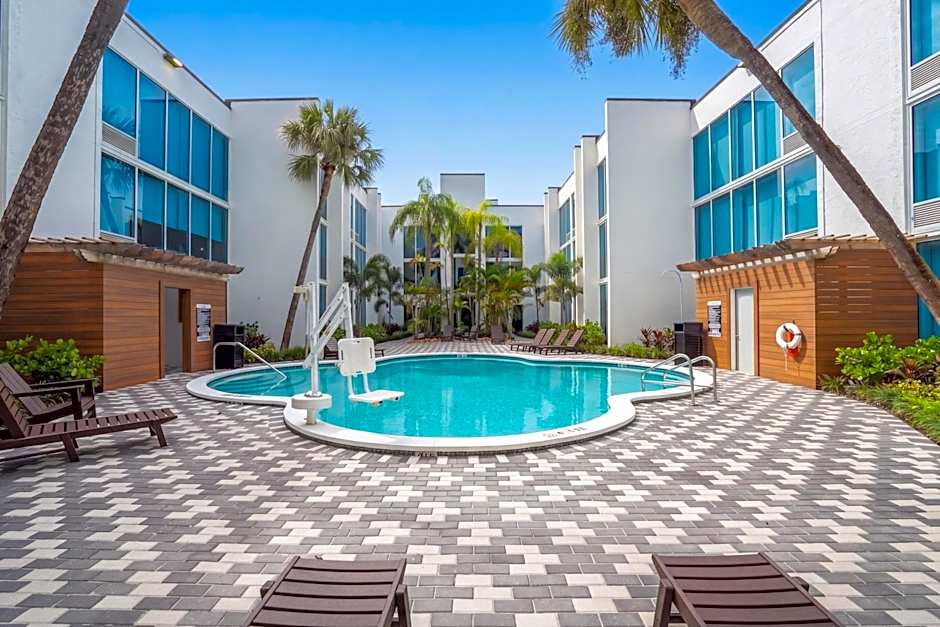 Tropical Palms Hotel