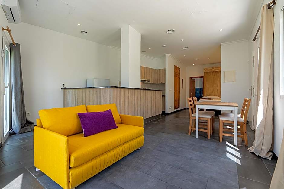 CASADELMAR Marbella 23 APARTAMENTOS VACACIONALES