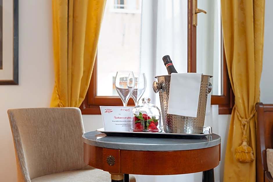 All'Angelo Art Hotel