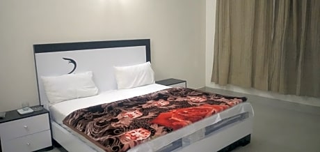 New Palace Hotel