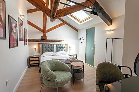 Deluxe Double or Twin Room