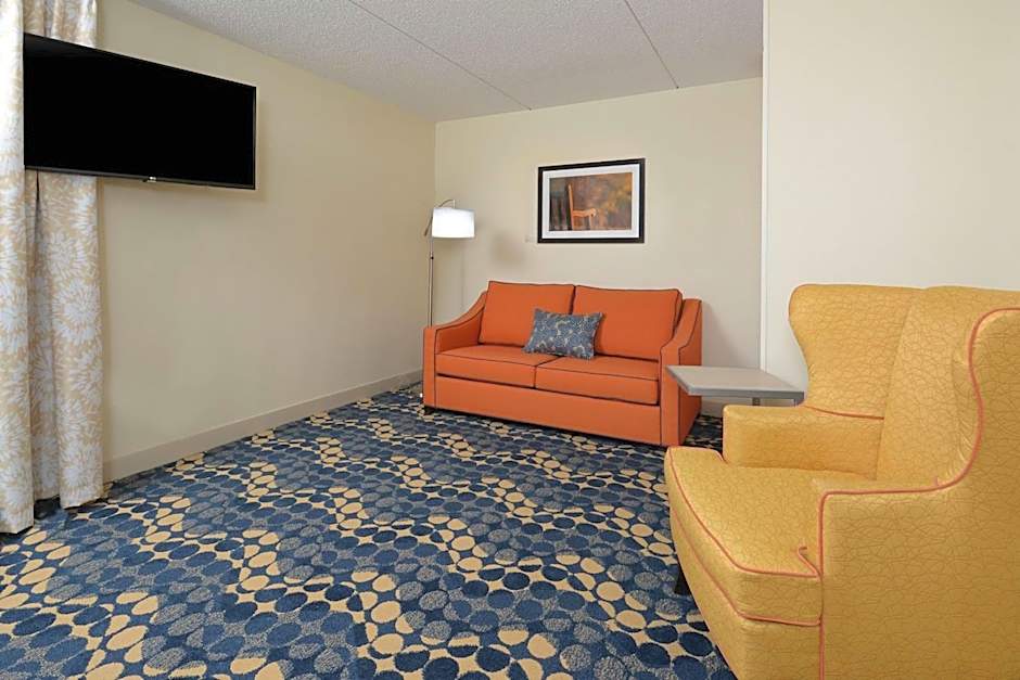 Hampton Inn By Hilton Roxboro