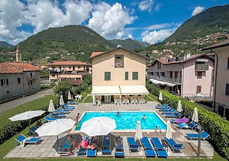 Lakeside Holiday Resort