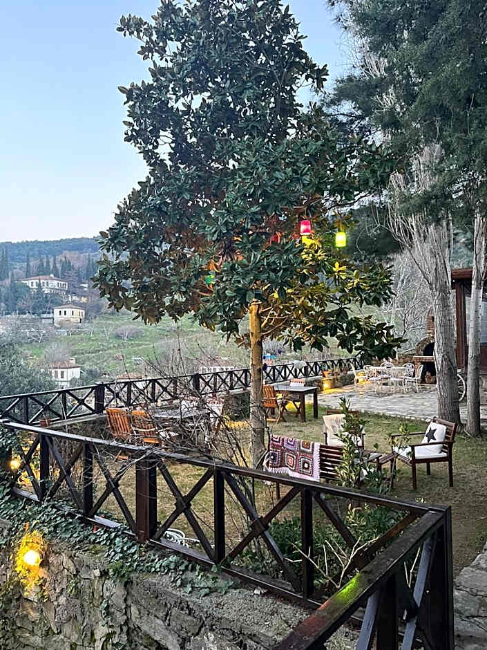 ŞİRİNCE BAHÇE OTEL