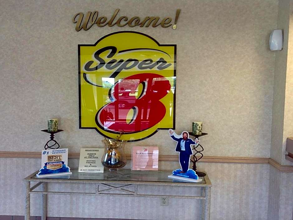 Super 8 by Wyndham Jasper TX