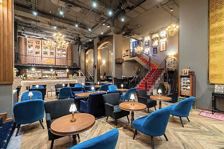 The Coach Hotel Sukhumvit