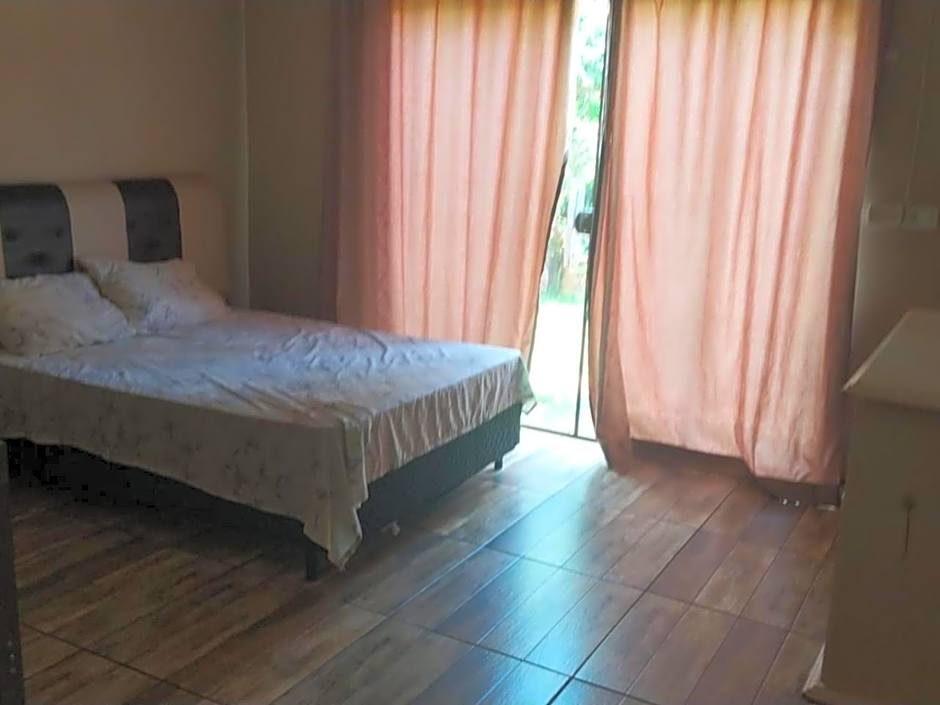 Chalés Rústicos - Na terra das Cachoeiras